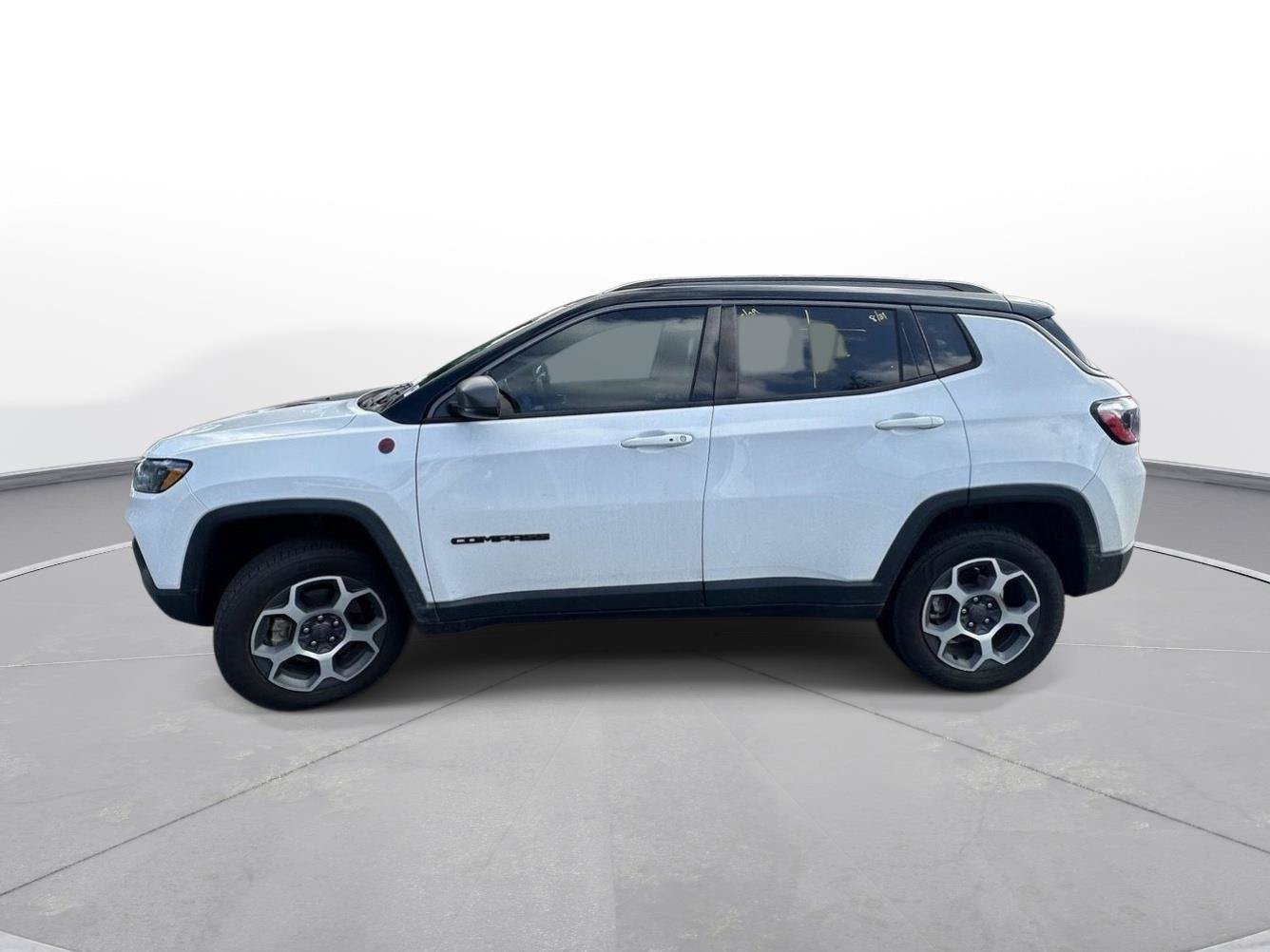 Used 2022 Jeep Compass Trailhawk w/ Sun and Sound Group AWD/4WD image 56