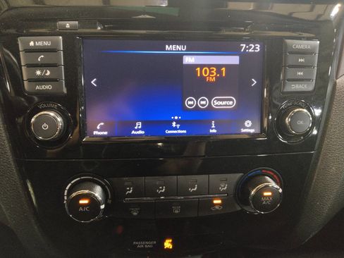 Used 2020 Nissan Rogue Sport S w/ Appearance Package FWD image 25