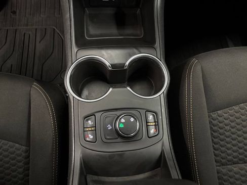 Used 2019 GMC Terrain SLE w/ Driver Convenience Package AWD/4WD image 19