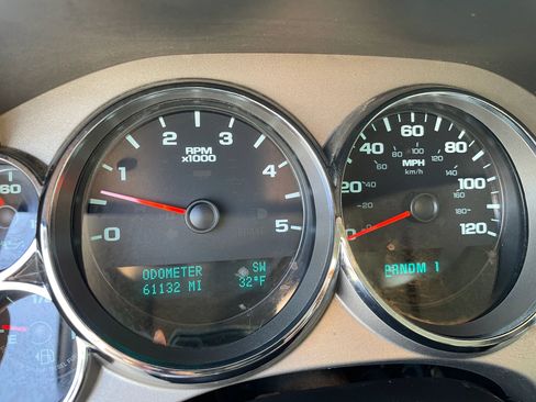 Used 2013 GMC Sierra 2500 SLE w/ SLE Preferred Package image 35