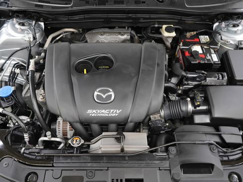 Used 2017 MAZDA MAZDA3 Sport w/ Preferred Equipment Package FWD image 28