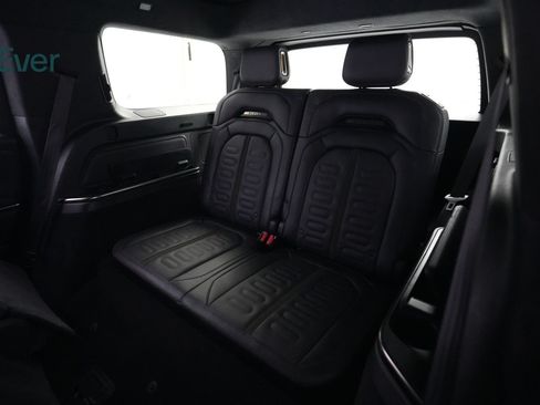 Used 2023 Rivian R1S Adventure AWD/4WD image 25