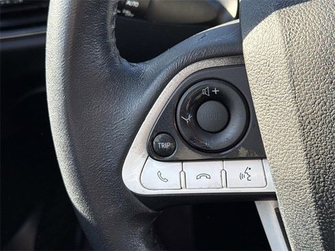 Used 2018 Toyota Prius Three image 25