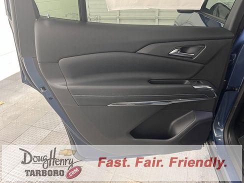 New 2026 Chevrolet Traverse LT w/ Driver Confidence Package image 32