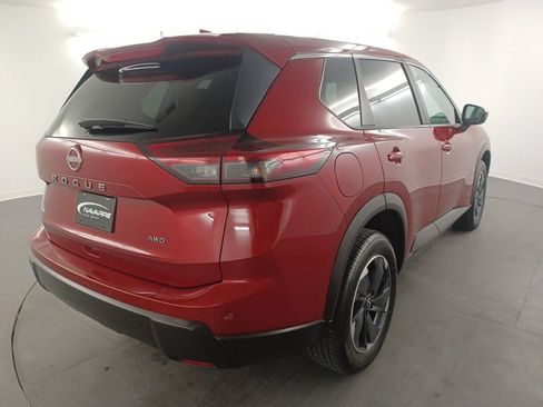 Used 2025 Nissan Rogue SV AWD/4WD image 7
