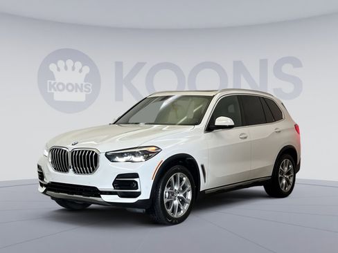 Used 2023 BMW X5 xDrive40i w/ Premium Package AWD/4WD image 4
