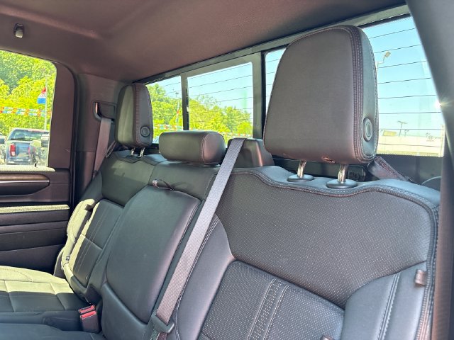 Used 2024 Chevrolet Silverado 3500 High Country w/ High Country Premium Package AWD/4WD image 22