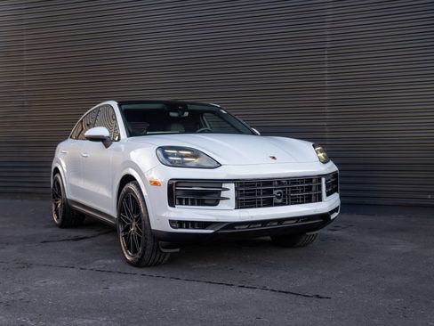 New 2026 Porsche Cayenne S image 11