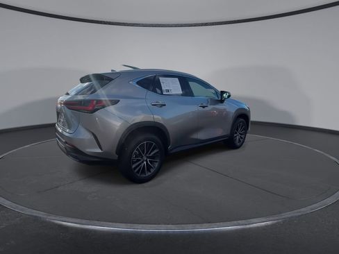 Used 2024 Lexus NX 250 FWD image 9