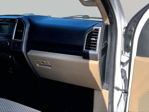 Used 2016 Ford F150 XLT RWD image 19