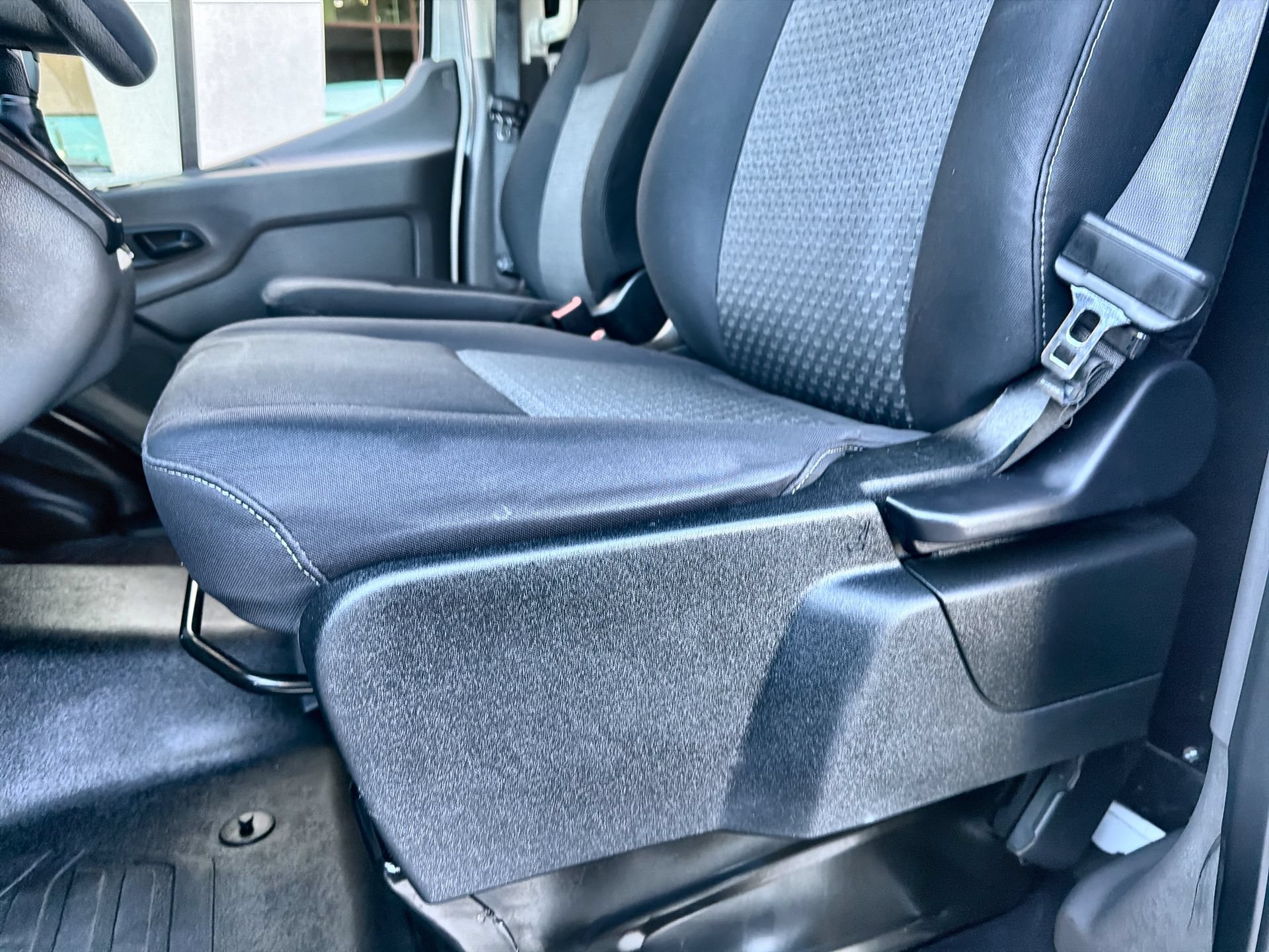 Used 2025 Ford Transit 250 Low Roof w/ Exterior Upgrade Package RWD image 12
