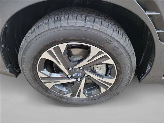 Used 2024 Subaru Crosstrek 2.0i Premium AWD/4WD image 9