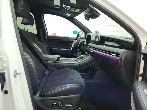 Used 2025 Hyundai Palisade Calligraphy image 14