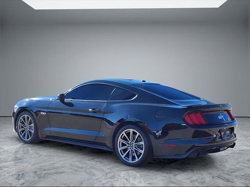 Used 2015 Ford Mustang GT Premium image 5
