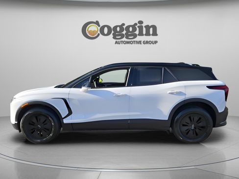 New 2025 Chevrolet Blazer EV LT w/ Midnight/Sport Edition AWD/4WD image 3