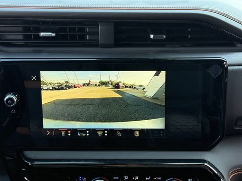 New 2026 GMC Sierra 3500 AT4 w/ AT4 Premium Plus Package AWD/4WD image 41