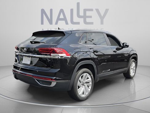 Used 2023 Volkswagen Atlas Cross Sport SE FWD image 3