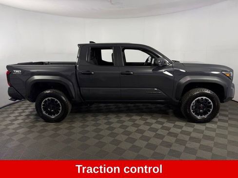 Used 2025 Toyota Tacoma TRD Off-Road image 10