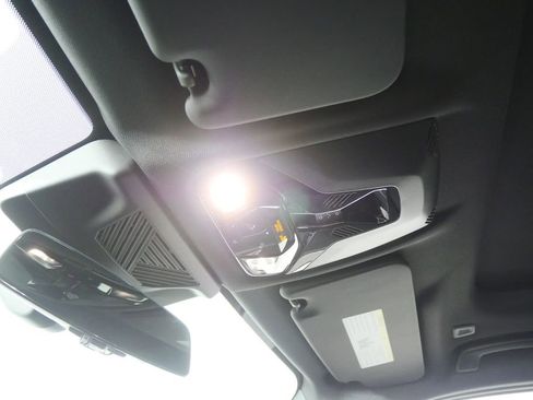 Used 2026 BMW X1 xDrive28i w/ Technology Package image 20