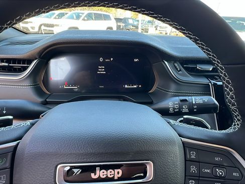 New 2026 Jeep Grand Cherokee Laredo X image 26