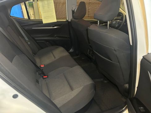 Used 2025 Toyota Camry LE FWD image 17