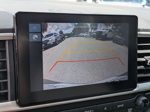 Used 2023 Hyundai Venue SEL FWD image 32