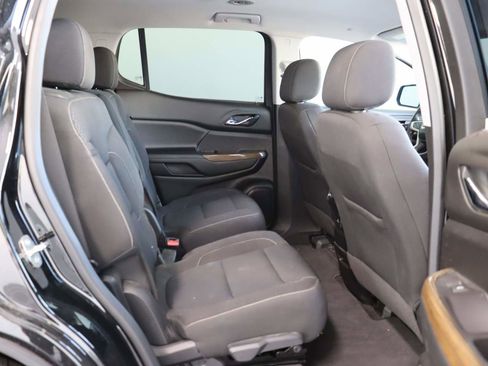Used 2021 GMC Acadia SLE w/ Driver Convenience Package FWD image 19