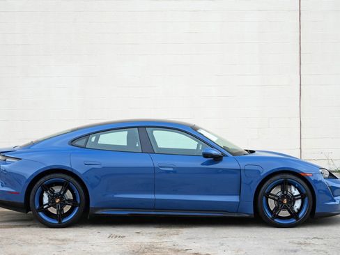Used 2021 Porsche Taycan RWD image 55