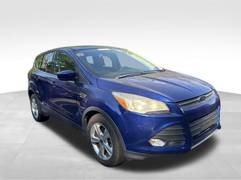 Used 2014 Ford Escape SE image 9