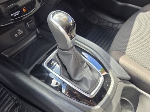 Used 2021 Nissan Rogue Sport S FWD image 28