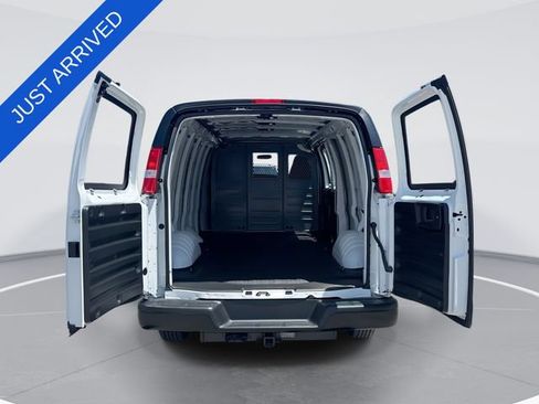 New 2026 Chevrolet Express 2500 Extended w/ Enhanced Convenience Package RWD image 20