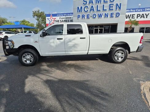 Used 2024 RAM 2500 Tradesman w/ Chrome Appearance Group AWD/4WD image 2