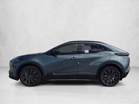 New 2026 Toyota C-HR AWD/4WD image 5