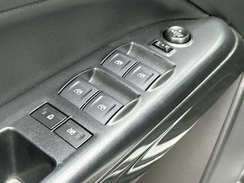 Used 2022 GMC Canyon AT4 image 29