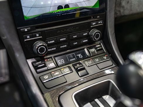 Used 2019 Porsche 911 GT3 RS image 21