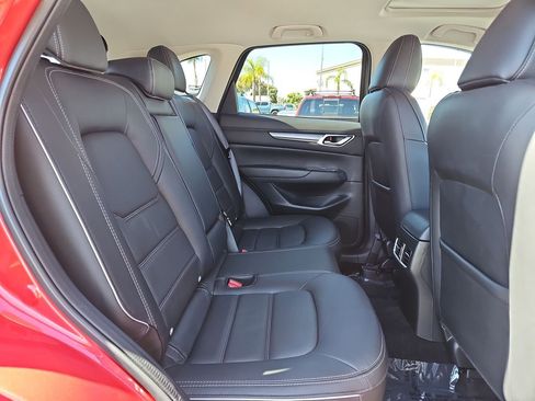 Used 2024 MAZDA CX-5 AWD 2.5 S w/ Preferred Package image 35