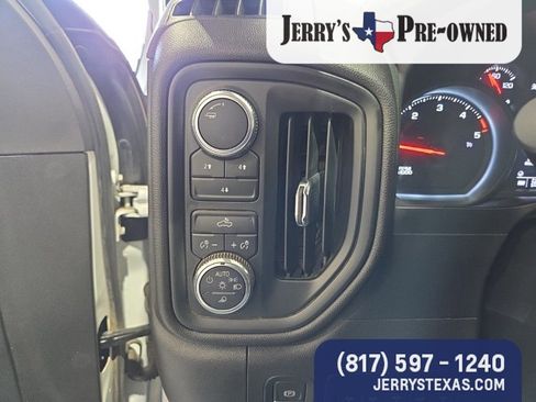 Used 2023 GMC Sierra 3500 Pro w/ Convenience Package image 12