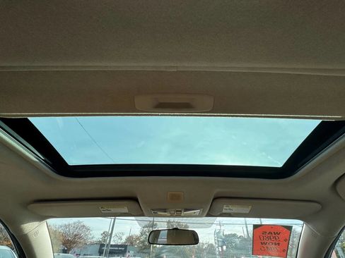 Used 2012 MAZDA MAZDA3 i Touring image 25