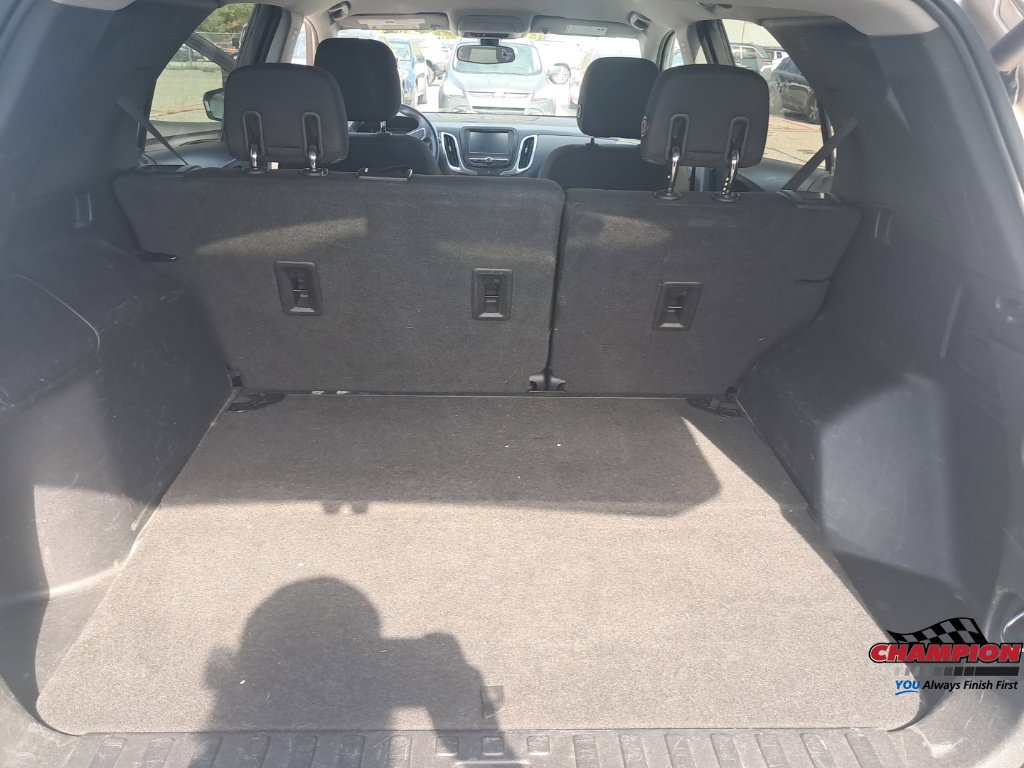 Used 2018 Chevrolet Equinox LT FWD image 25