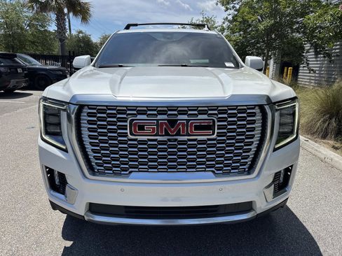 Used 2022 GMC Yukon Denali AWD/4WD image 8