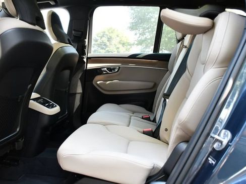 Used 2026 Volvo XC90 B6 Plus AWD/4WD image 15