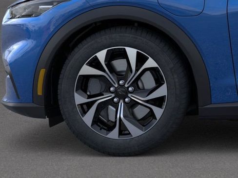 New 2026 Ford Mustang Mach-E Select w/ Comfort Package image 19