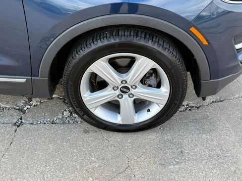 Used 2017 Lincoln MKC Premiere image 49