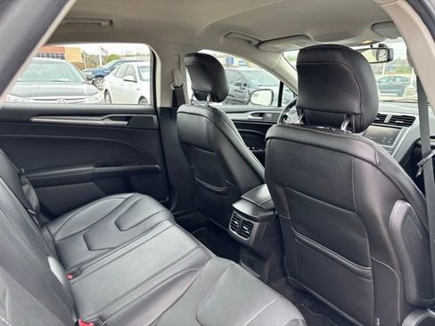 Used 2014 Ford Fusion Titanium image 22