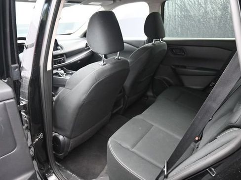 Used 2024 Nissan Rogue S AWD/4WD image 14