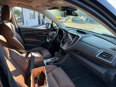 Used 2023 Subaru Ascent Touring AWD/4WD image 9