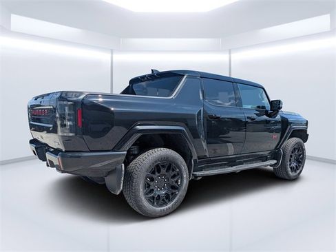 New 2025 GMC Hummer EV 2X w/ LPO, Sport Package image 4