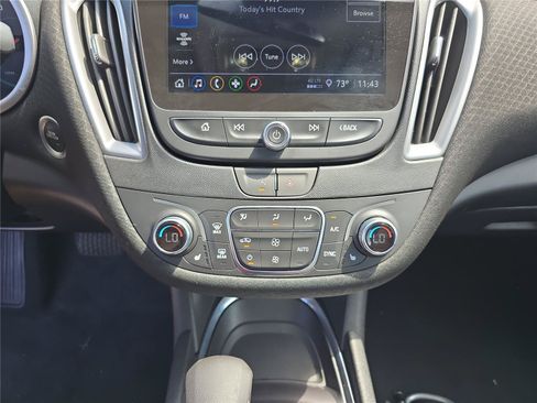 Used 2024 Chevrolet Malibu LT FWD image 28