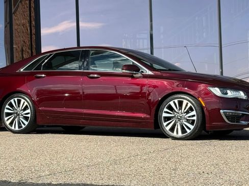 Used 2017 Lincoln MKZ Reserve w/ Technology Package FWD image 16