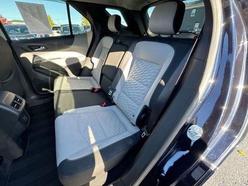 Used 2020 Chevrolet Equinox LS image 21